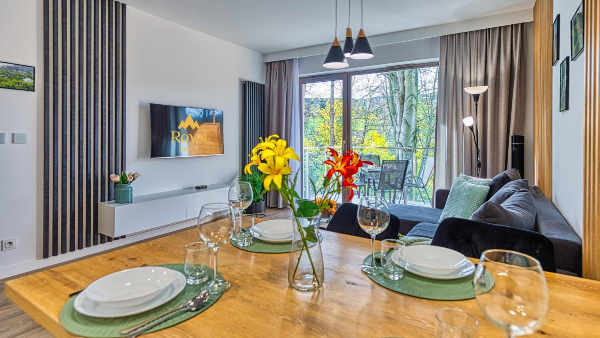 Apartamenty Z Basenem I Saunami Stone Hill Resort Vip Centrum By Royal Aparts シクラルスカ・ポレンバ エクステリア 写真