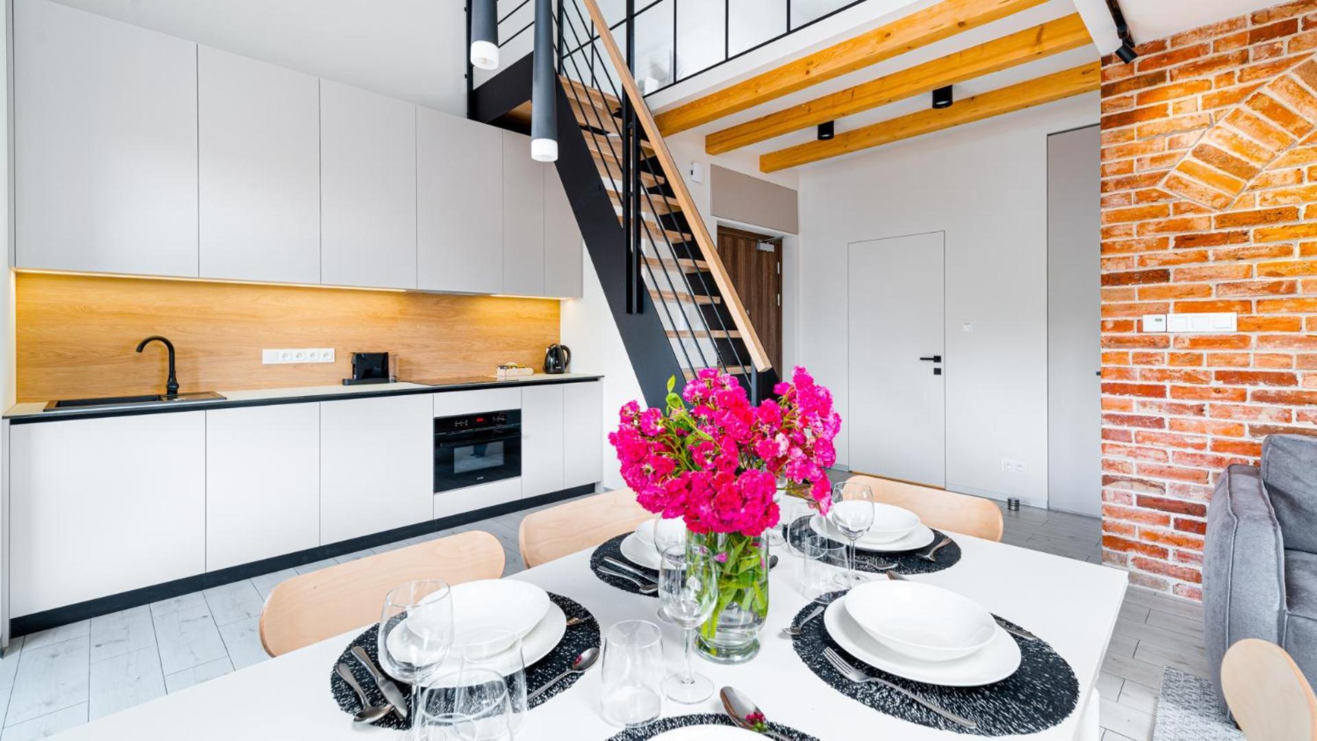 Apartamenty Z Basenem I Saunami Stone Hill Resort Vip Centrum By Royal Aparts シクラルスカ・ポレンバ エクステリア 写真