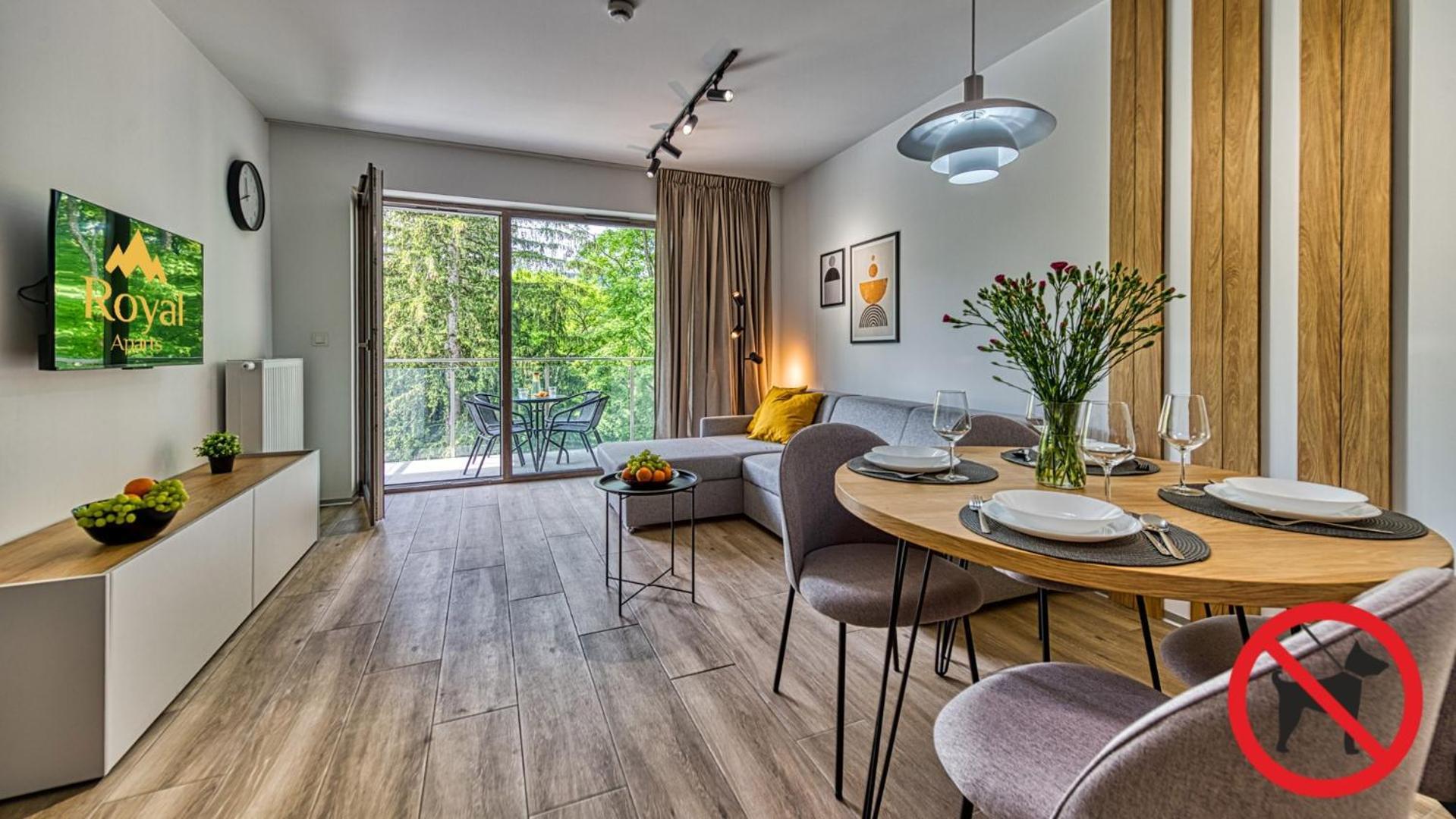 Apartamenty Z Basenem I Saunami Stone Hill Resort Vip Centrum By Royal Aparts シクラルスカ・ポレンバ エクステリア 写真
