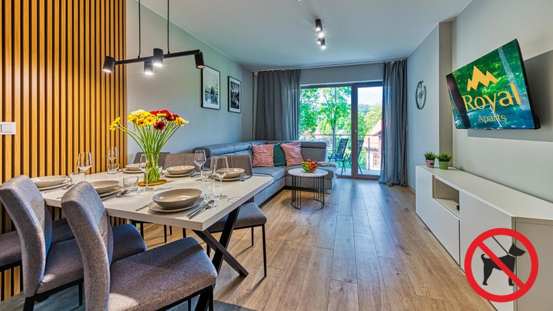 Apartamenty Z Basenem I Saunami Stone Hill Resort Vip Centrum By Royal Aparts シクラルスカ・ポレンバ エクステリア 写真