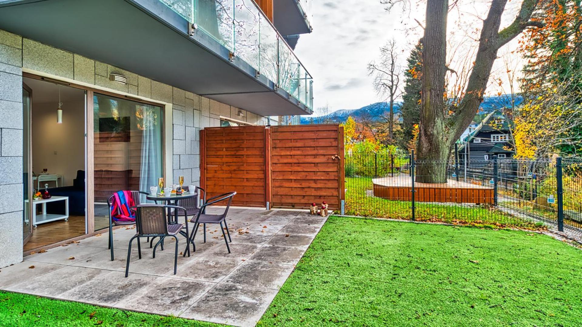 Apartamenty Z Basenem I Saunami Stone Hill Resort Vip Centrum By Royal Aparts シクラルスカ・ポレンバ エクステリア 写真