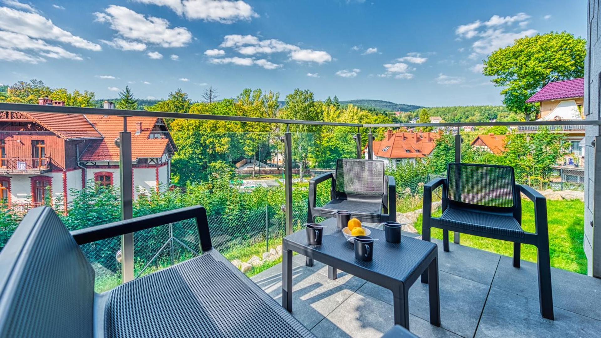 Apartamenty Z Basenem I Saunami Stone Hill Resort Vip Centrum By Royal Aparts シクラルスカ・ポレンバ エクステリア 写真