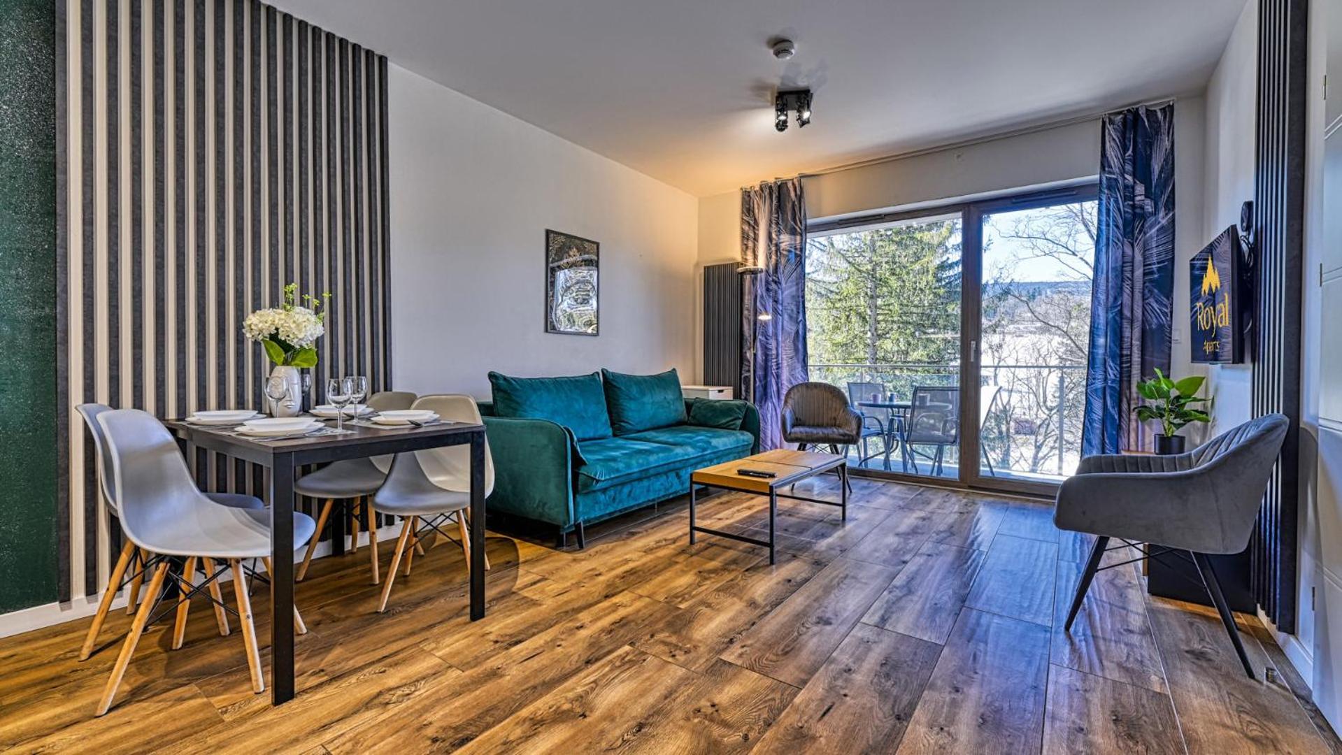 Apartamenty Z Basenem I Saunami Stone Hill Resort Vip Centrum By Royal Aparts シクラルスカ・ポレンバ エクステリア 写真